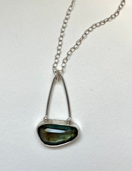 Noa Necklace