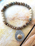 Seashell stretch bracelet
